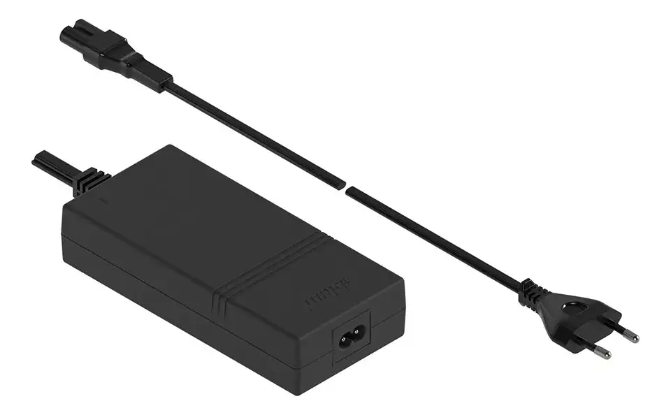 Servo-Drive Z10NE04EE hálózati adapter +2fm kábel +hálózati kábel Népszerű