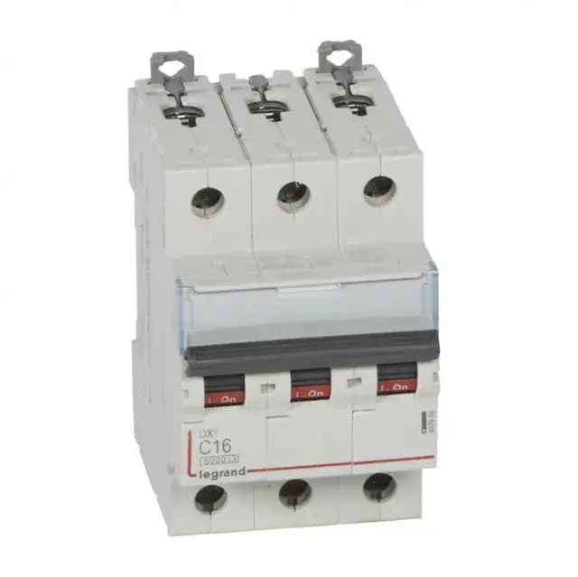 Legrand 407859 DX3 Kismegszakító. 3P, 16A, C karakterisztika, 6kA Különleges ajánlat