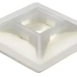 Tracon TALP280 Öntapadós/csavarozható, 4oldalt fűzhető kötegelő talp,natúr 28×28mm, PA6.6, 3M Azonnali szállítás