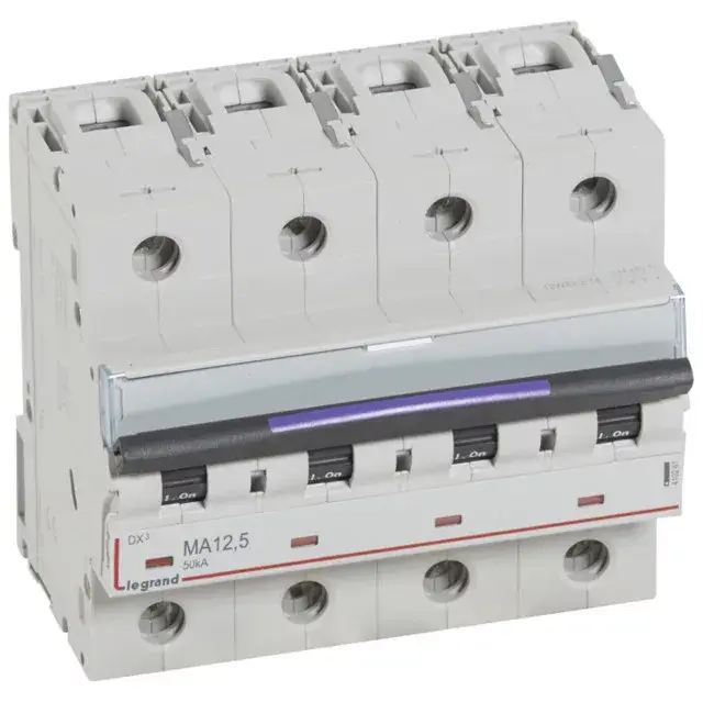 Vedd meg most Legrand 410261 DX3 kismegszakító 50kA 4P 400V~ MA12,5 ( Legrand 410261 )