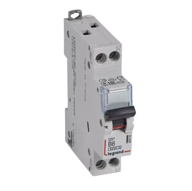Vásárlói kedvenc Legrand 407472 DX3 kismegszakító 1P+N B6 6000A/10kA ( Legrand 407472 )