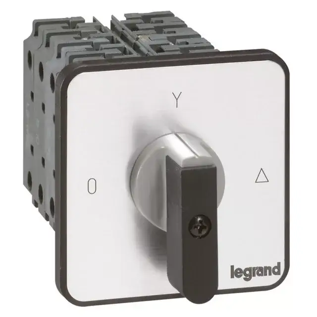 Árengedmény Legrand 027523 Görgős kapcsoló 3P 11kW PR26 0-Y-DELTA ( Legrand 027523 )