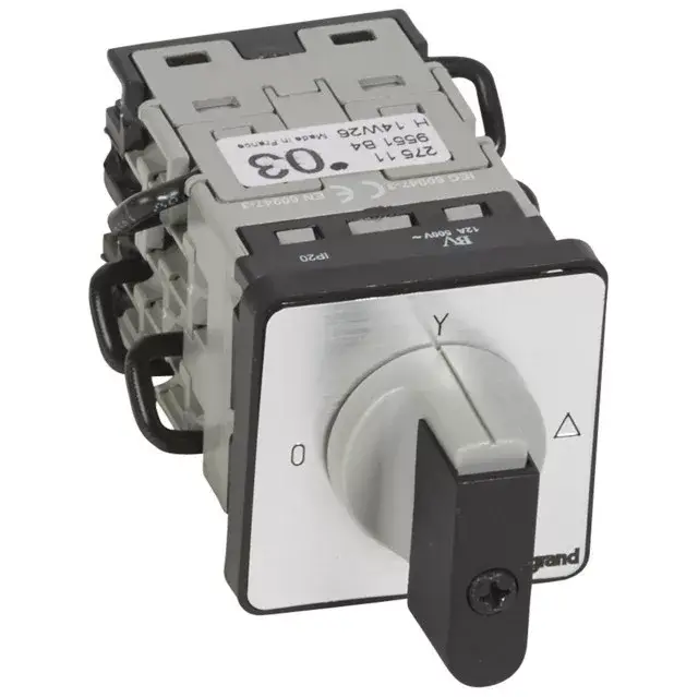 Legrand 027511 Görgős kapcsoló 3P 4kW PR12 0-Y-DELTA ( Legrand 027511 ) Vásárlói kedvenc