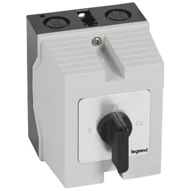Legrand 027777 Tokozott görgős kapcsoló 3P 7,5kW PR17 0-PV-GV ( Legrand 027777 ) Expressz kézbesítés