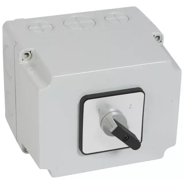 Legrand 027764 Tokozott görgős kapcsoló 4P 50A PR40 1-2 ( Legrand 027764 ) Biztonságos fizetés