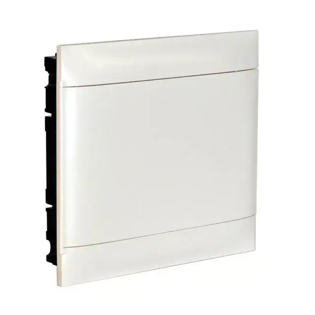 Legrand 137147 Practibox S műanyag kiselosztó 36 modul, 2 sor, Teli ajtóval, IP40, téglafalba süllyesztett, PE és N sínnel, méret : 385x436x103 mm Azonnali szállítás