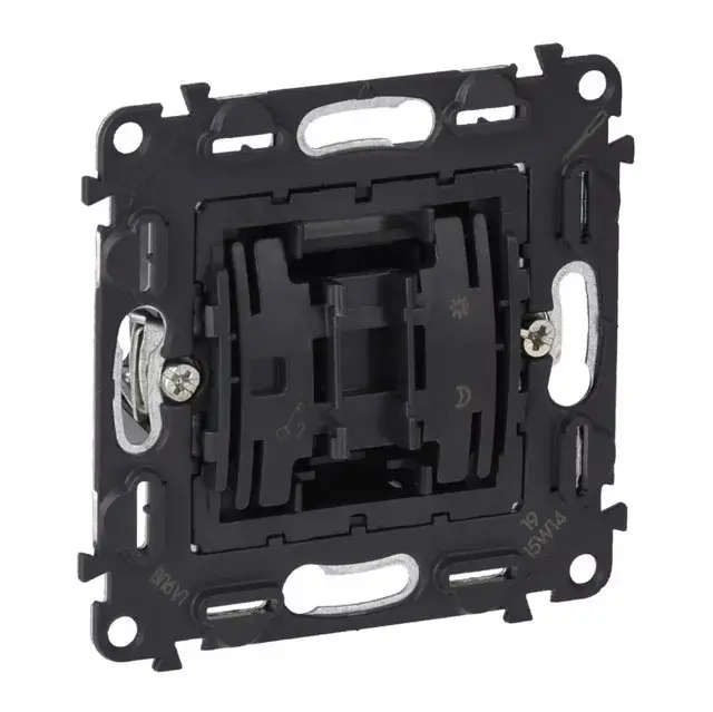 Legrand 752002 Valena InMatic kétpólusú kapcsoló mechanizmus ( Legrand 752002 ) Biztonságos fizetés