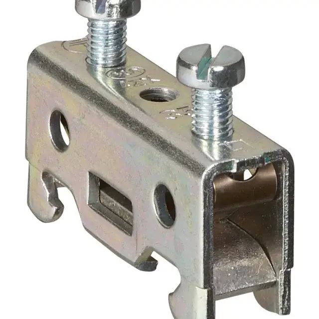 Biztonságos fizetés Legrand 037176 Viking3 védőföld 35mm2 sorkapocs 4 vezetékes. szig.nélkül fémtalp 1 em. csav ( Legrand 037176 )