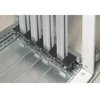 Legrand 037369 Gyűjtősín tartó 1600A 975 mm mély kábeltokba ( Legrand 037369 ) Kedvezményes ár