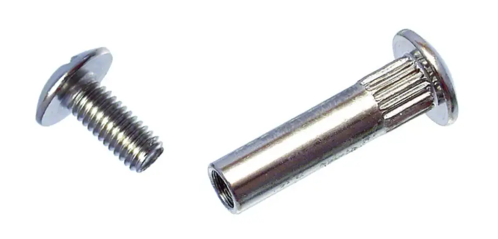 StrongFix Összekötő vasalat M4x30mm komplett Ne maradj le