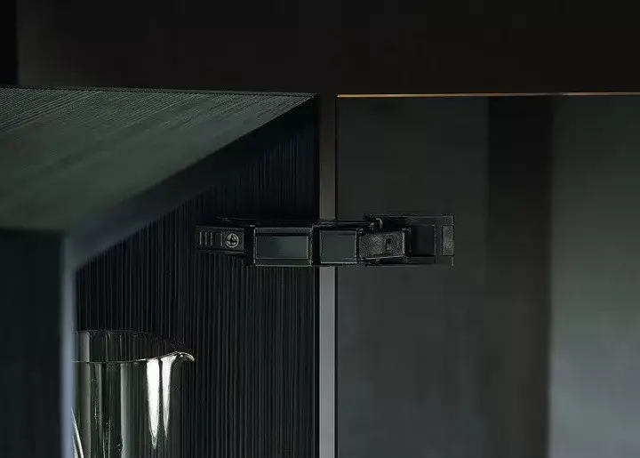 Gyors szállítás BLUM 71B4500C pánt Cristallo Blumotion-el, 110°, new, Onyx