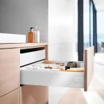 Prémium K-BLUM Antaro K 600 mm/30 kg, Blumotion/TOB, fehér SW, csavar