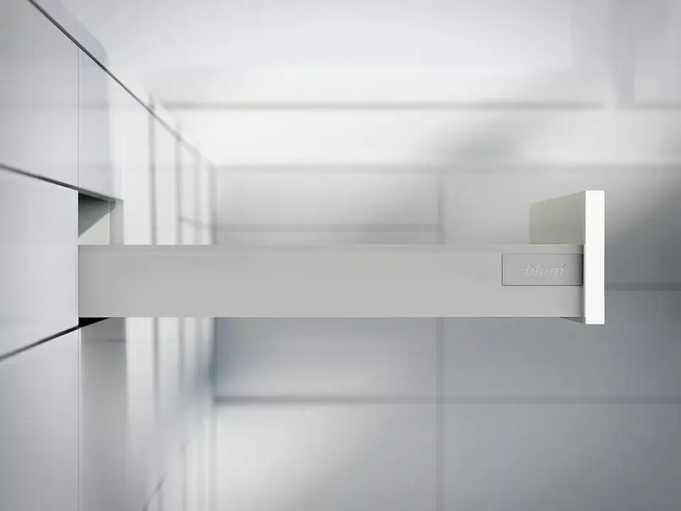 Újdonság K-BLUM Antaro N 500 mm/30 kg, Blumotion/TOB, szürke R9006, csavar