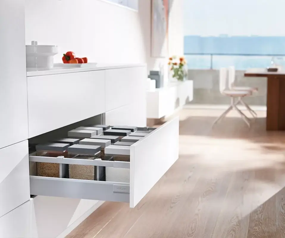 Outlet K-BLUM Antaro C 550 mm/30 kg, Blumotion/TOB, szürke R9006, csavar