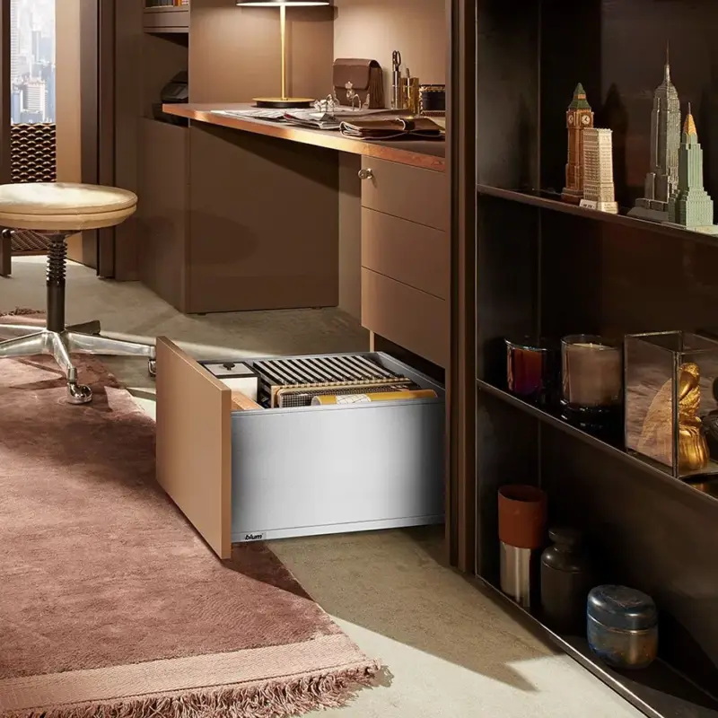 Árengedmény K-BLUM Legrabox F 550 mm/70 kg, Tip-on, fehér SW-M, expando