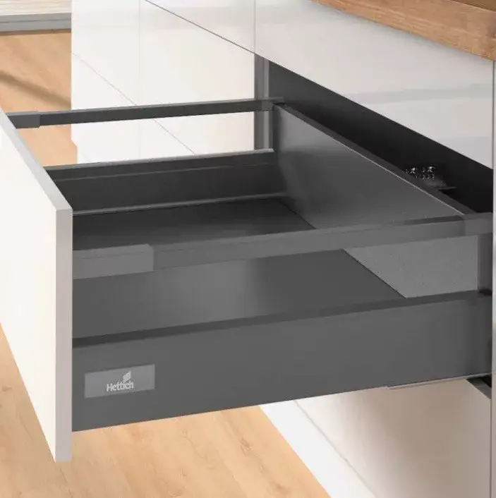 K-HETTICH InnoTech Atira, front, antracit, 420/70/144 relingel együtt, 50kg, PTO Szuper ajánlat