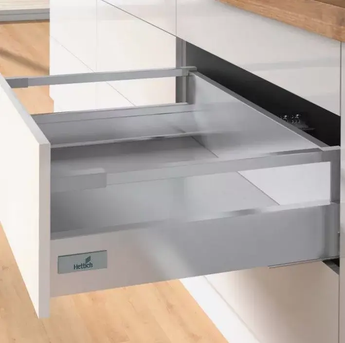 HETTICH Innotech Atira 470/144 ezüst, 30 kg, SiSy Csak ma