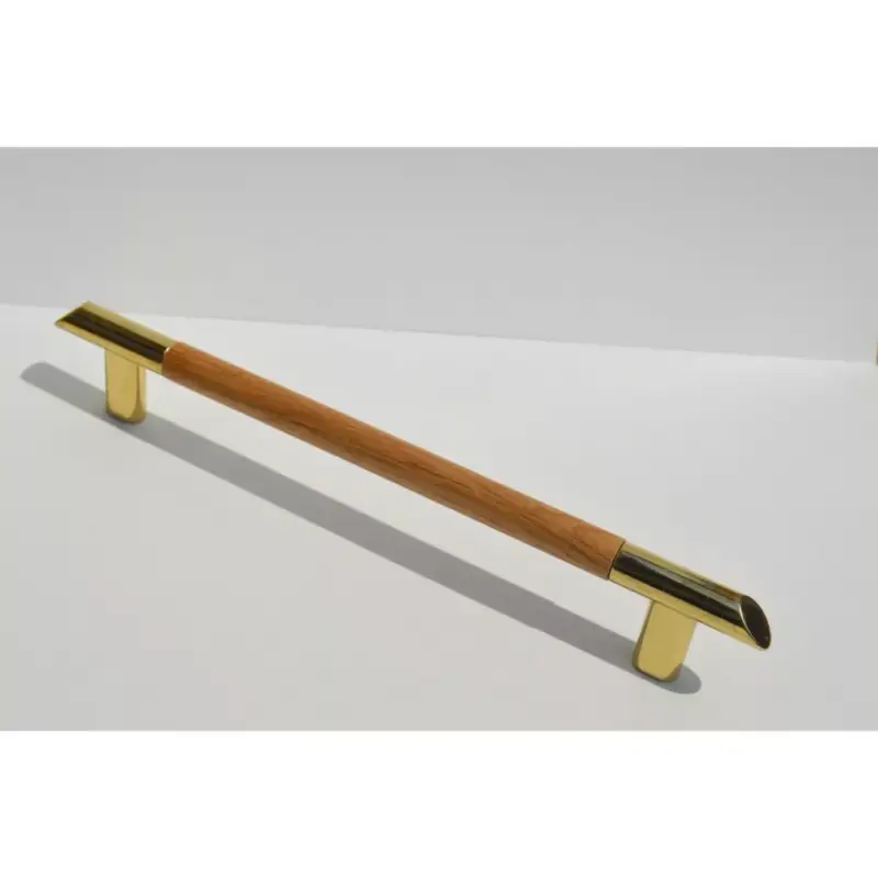 Fém-fa bútorfogantyú, tölgy - arany kombinációjú, 160 mm furattávval Ajánlat