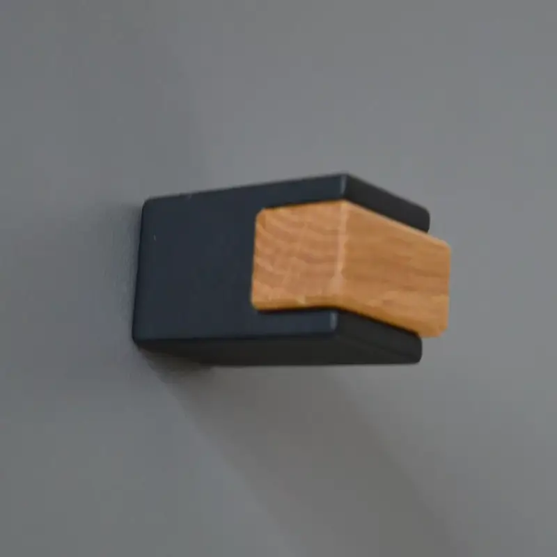 NEW BEAM, fém-lakkozott tölgy bútorgomb Gyors szállítás