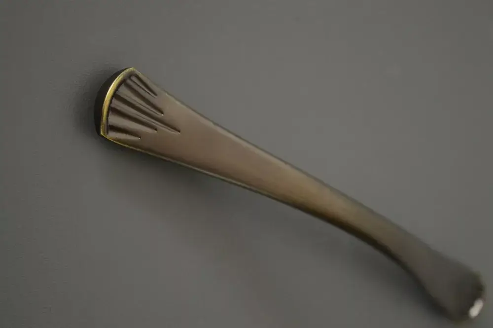 Biztonságos fizetés CS640_128 Antikolt bronz, 128 mm furattávú fém bútorfogantyú