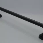 Azonnali szállítás HUGO sötét antik fekete színű, fém bútorfogantyú, 160 mm furattávval
