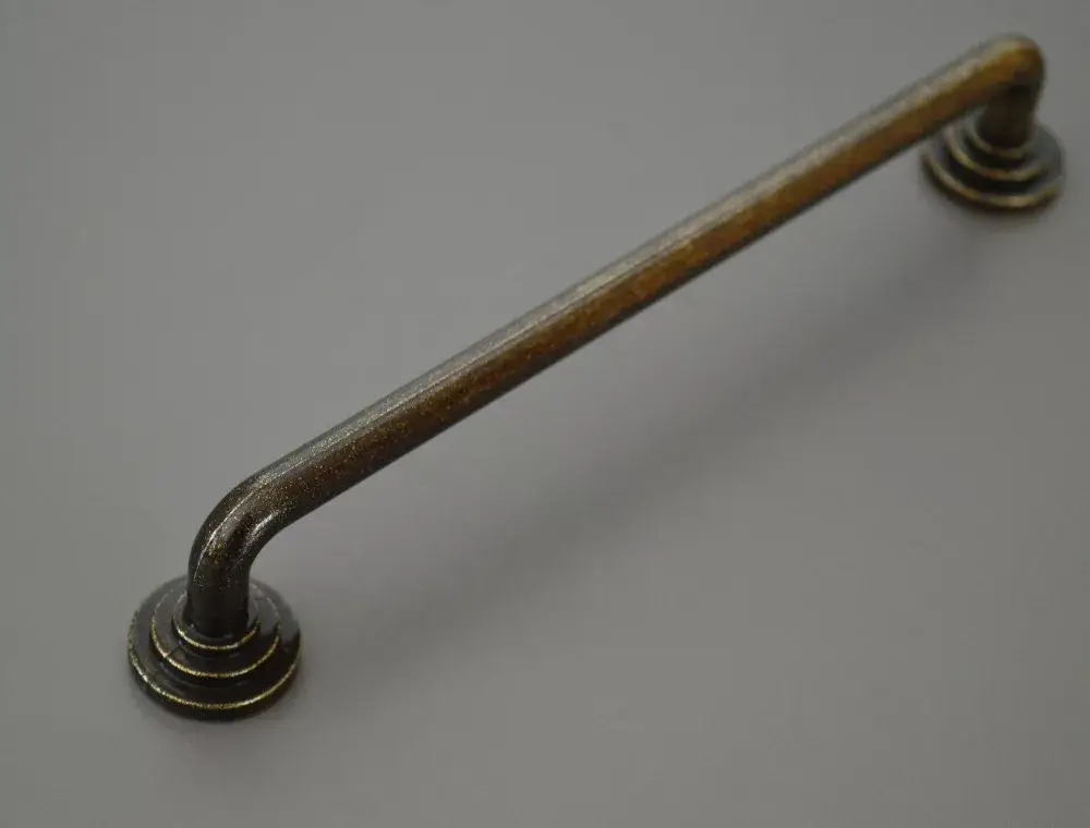 HUGO Fém bútorfogantyú, sötét bronz színű, 160 mm furattávval Népszerű