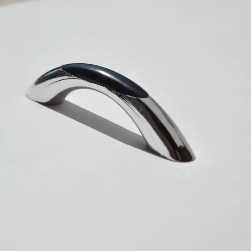 Silber-schwarzer Retro-Möbelgriff aus Kunststoff Kiárusítás