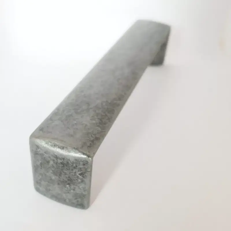 Árcsökkenés Möbelgriff aus Metall, Antikes Schwarz