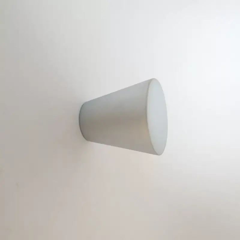 Biztonságos fizetés Möbelgriff aus Metall