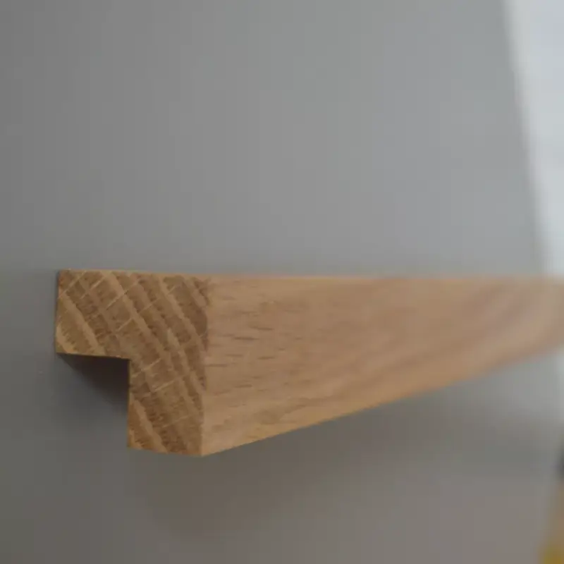 Möbelgriff aus Holz, Eiche lackiert, Bohrung 320 mm Olcsóbb