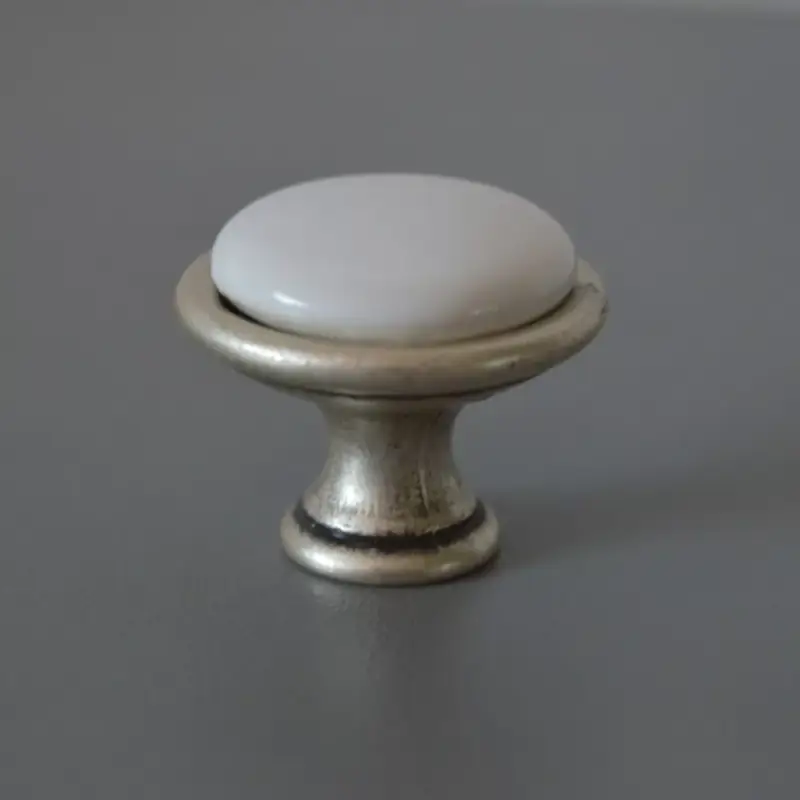 Olcsóbb Metallischer Möbelknopf aus Porzellan, oval silber - Farbe weißes Porzellan