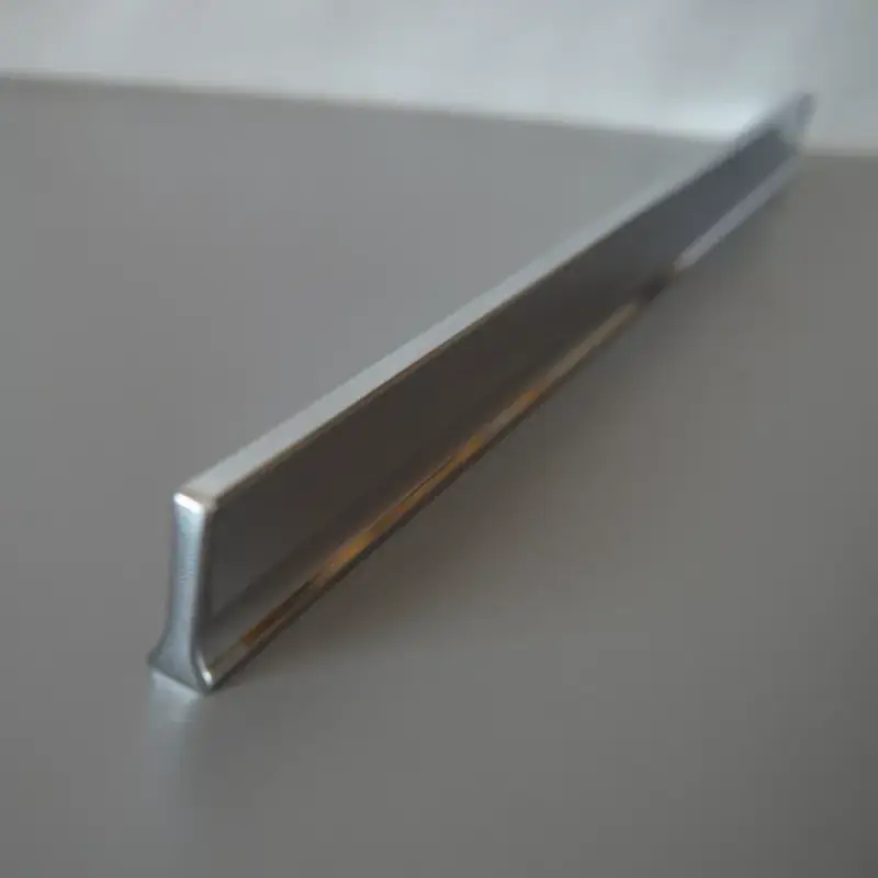 Möbelgriffe aus Metall, chrom, 320 MM Bohrungsabstand, modern Alacsony ár
