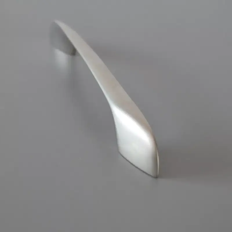 BESINA Möbelgriff aus Metall, Farbe Nickel satiniert, BA 96 mm Kedvezmény
