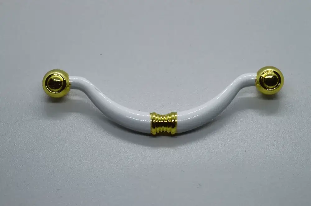 Metall-Möbelgriff, Farbe weiss-gold, 96 mm BA, Klasse 2 Olcsó