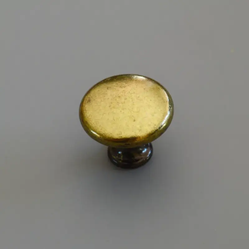 Möbelknopf aus Metall, Bronze Rendeld meg most