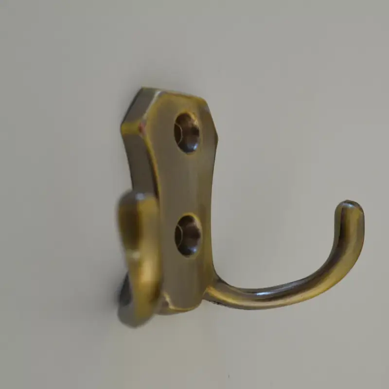 CH04_AB Metallhaken, antikbronzefarben Csak ma