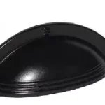 Árcsökkenés Z212_FF, Möbelgriff aus Metall, schwarz lackiert, mit 64 mm Lochabstand