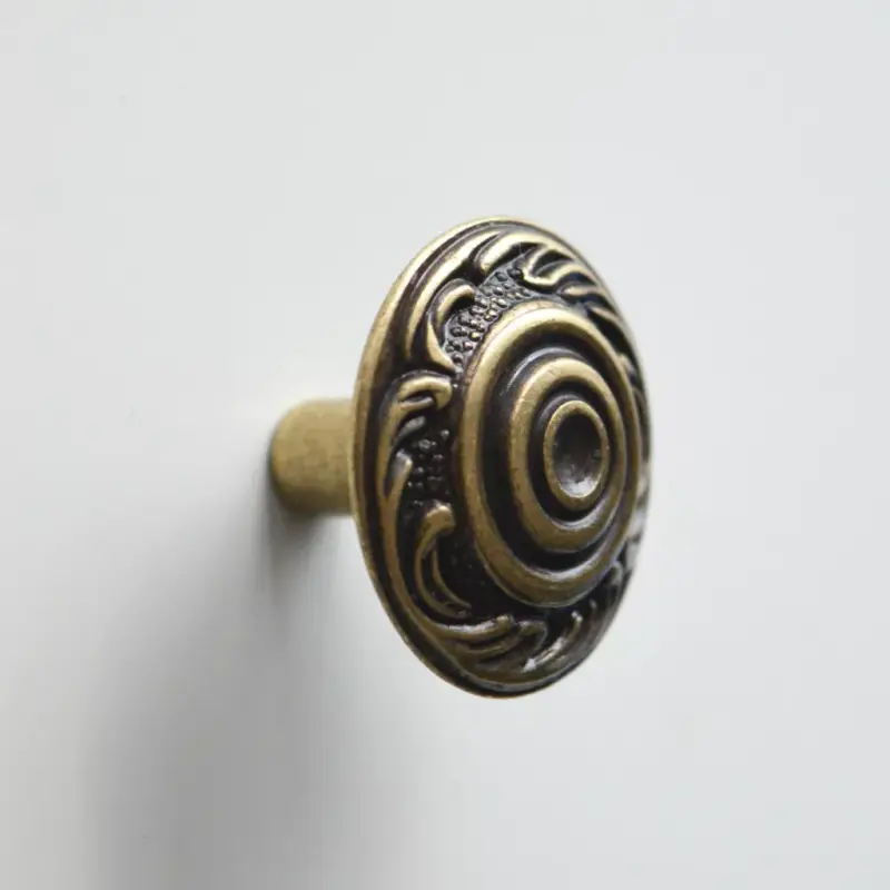 Korlátozott ajánlat 306 Möbelknopf aus Metall, Bronze