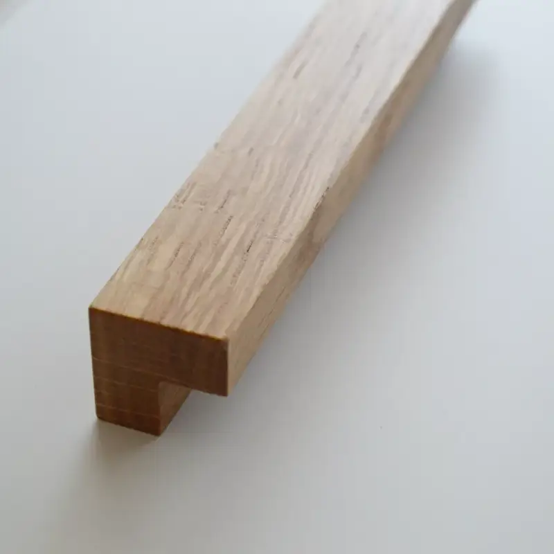 MÖBELGRIFFE AUS HOLZ, EICHE LACKIERT, 160 - 192 MM BOHRUNGSABSTAND Expressz szállítás