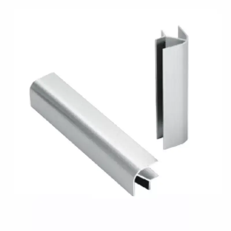 Biztonságos fizetés Lábazatsarok íves 90° H: 150mm Aluminium