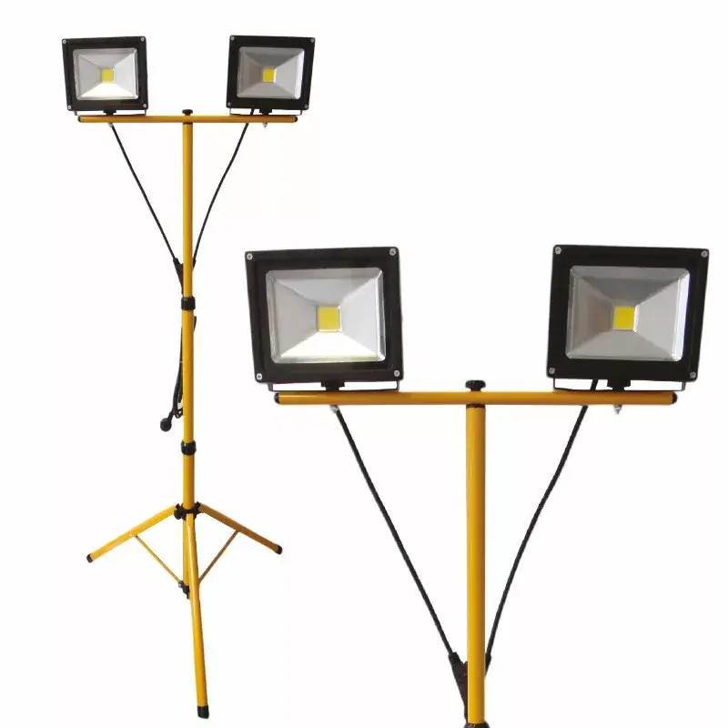 Szezonális akció DEL1435 Reflektor 2X20W LED, állványos SLIM 2800lm, 220-240VAC, IP65, 4000K, delux