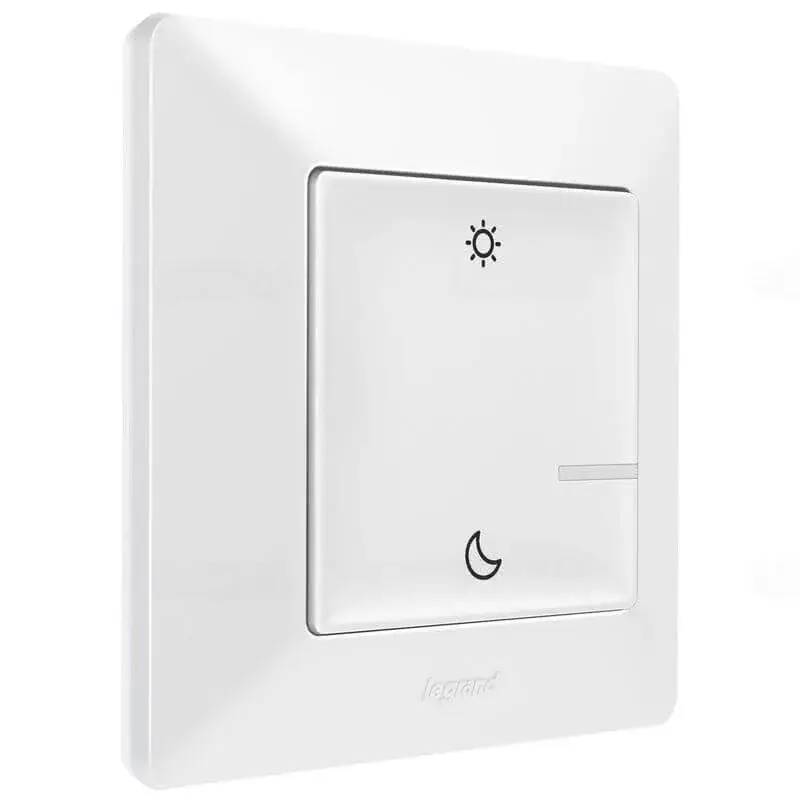 Legrand Valena Life okos forgatókönyv kapcsoló (távvezérlő) Home + Control alkalmazásban beállított ébredés / elalvás forgatókönyvek indítására; díszítőkerettel, elemmel és kétoldalú ragasztóval szállítva fehér, Legrand 752189 Árcsökkenés