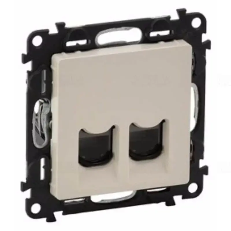 Legrand Valena Life 2xRJ45 Cat. 5e UTP csatlakozóaljzatelefántcsont, Legrand 753241 Ne maradj le