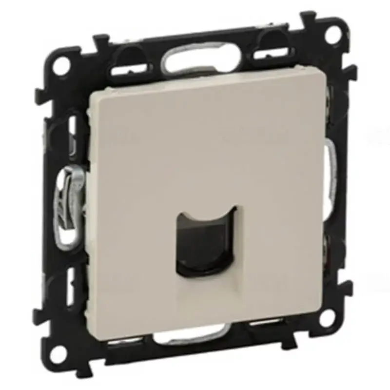 Legrand Valena Life 1xRJ45 Cat. 5e FTP csatlakozóaljzatelefántcsont, Legrand 753253 Gyors szállítás
