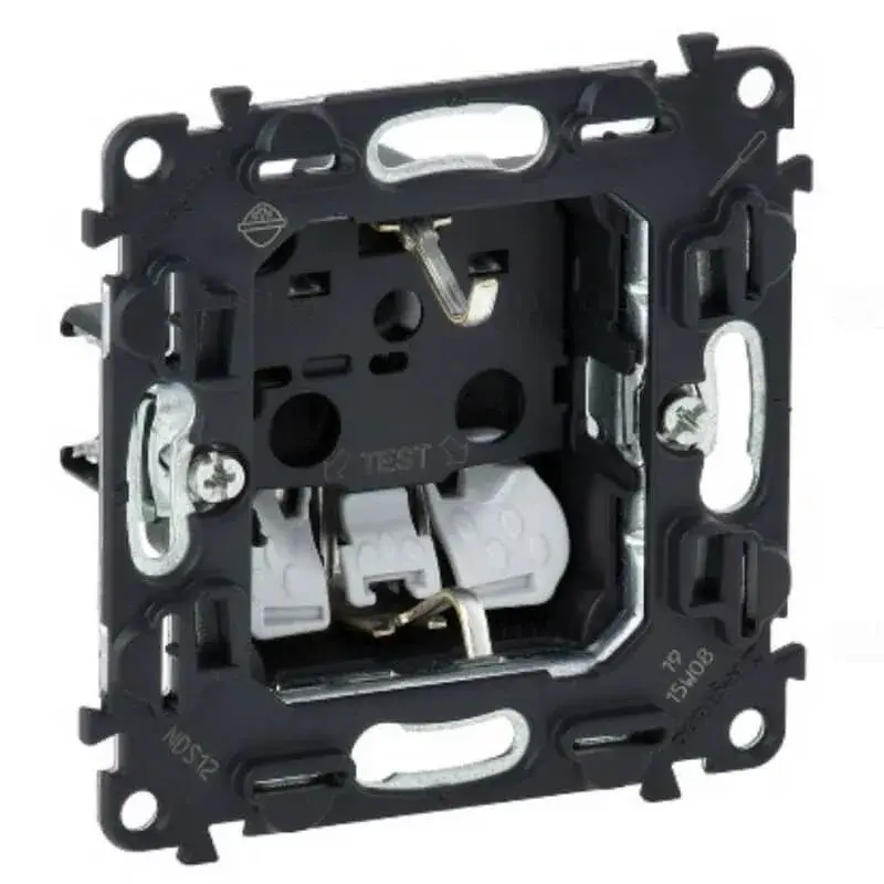 Legrand Valena InMatic 2P+F csatlakozóaljzat mechanizmus biztonsági zsaluval, rugós Legrand 753020 Árcsökkenés