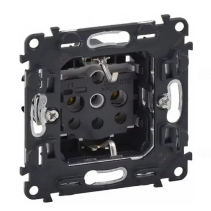 Legrand Valena InMatic 2P+F csatlakozóaljzat mechanizmus, csavaros Legrand 753025 Legjobb ár