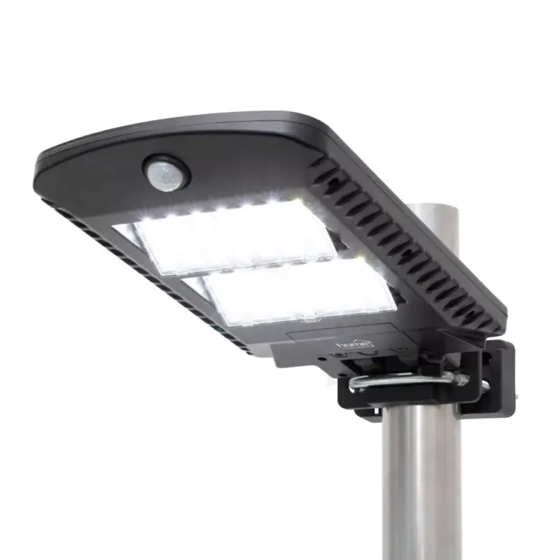 Szuper ajánlat Home FLP1002SOLAR napelemes LED reflektor, 1000 lm, PIR mozgásérzékelő, 120° 5m, 2 x 28 db hidegfehér SMD LED, energiatakarékos, fém + műanyag, IP44, FLP1002SOLAR